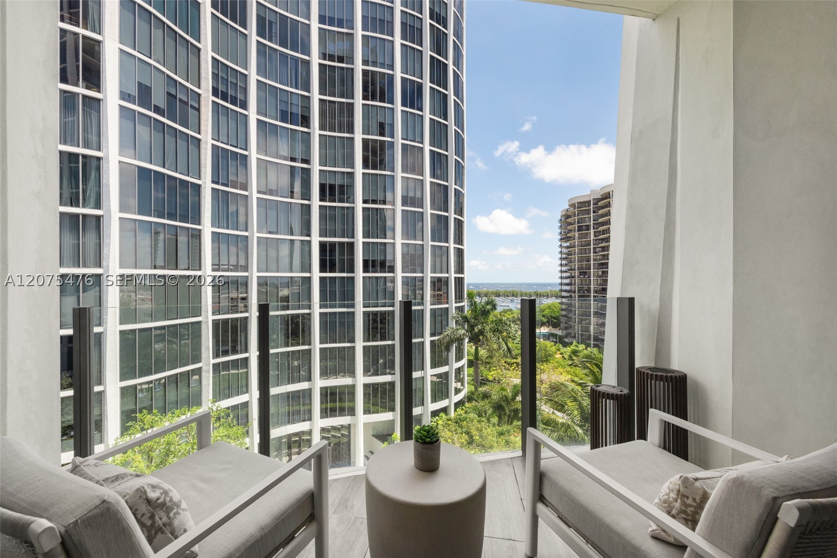 2831 S Bayshore Dr #804 Coconut Grove, FL 33133