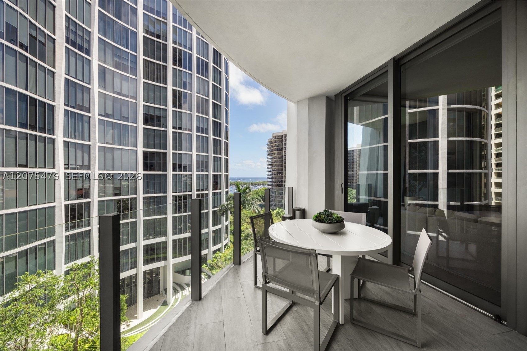 2831 S Bayshore Dr #804 Coconut Grove, FL 33133