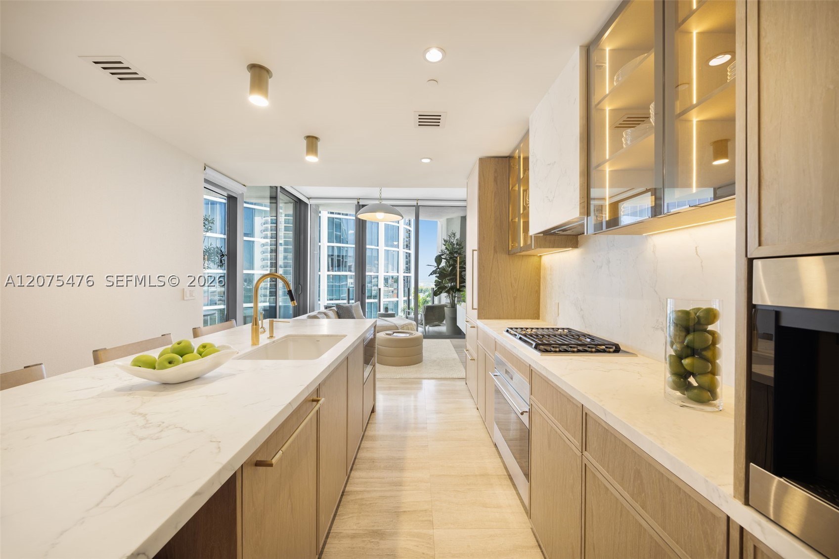 2831 S Bayshore Dr #804 Coconut Grove, FL 33133