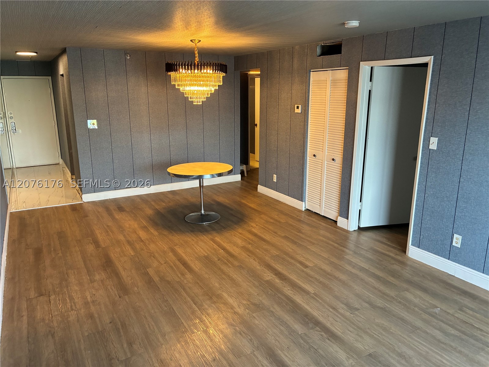 4301 Collins Ave #402 Miami Beach, FL 33140