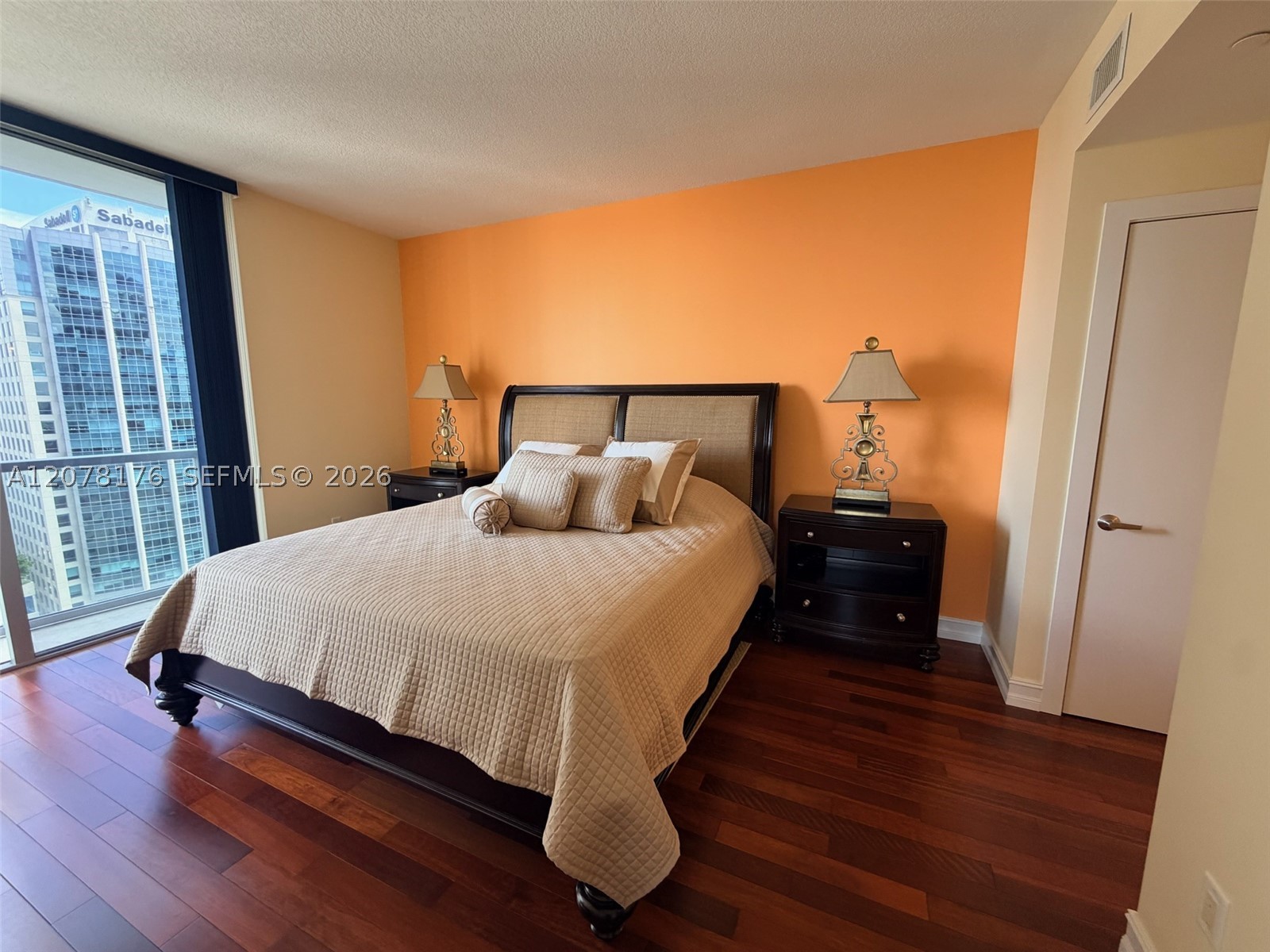 image 1060 Brickell - 106014