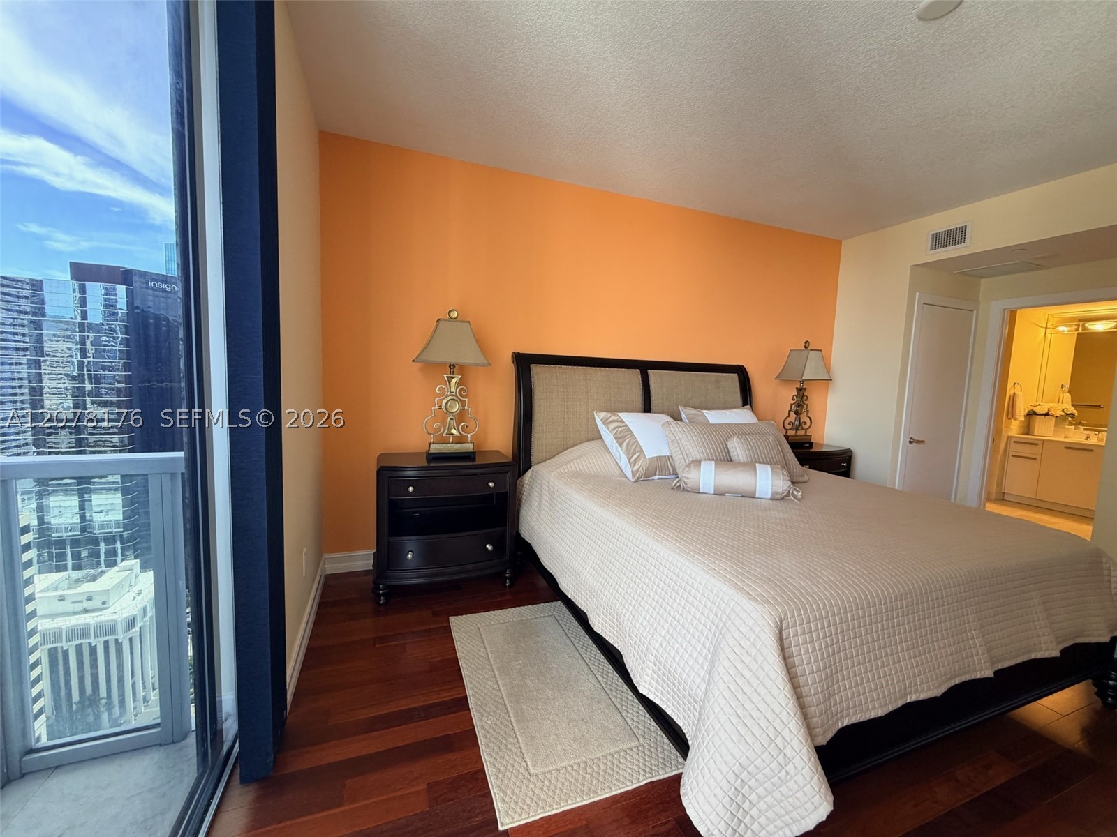 image 1060 Brickell - 106015