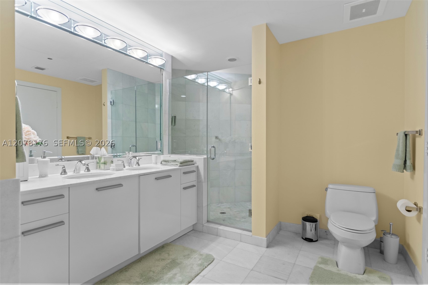 image 1060 Brickell - 106018