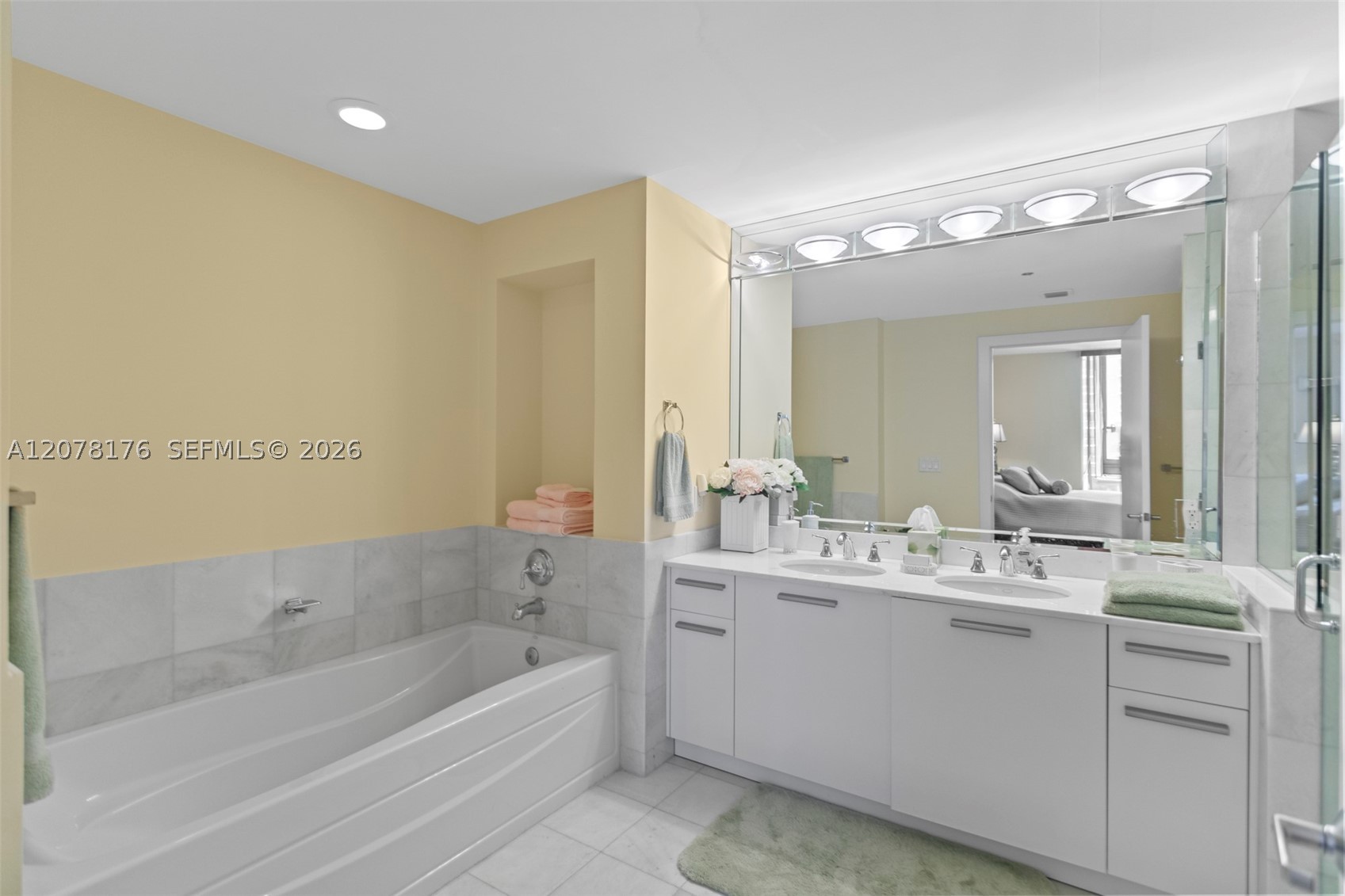 image 1060 Brickell - 106019