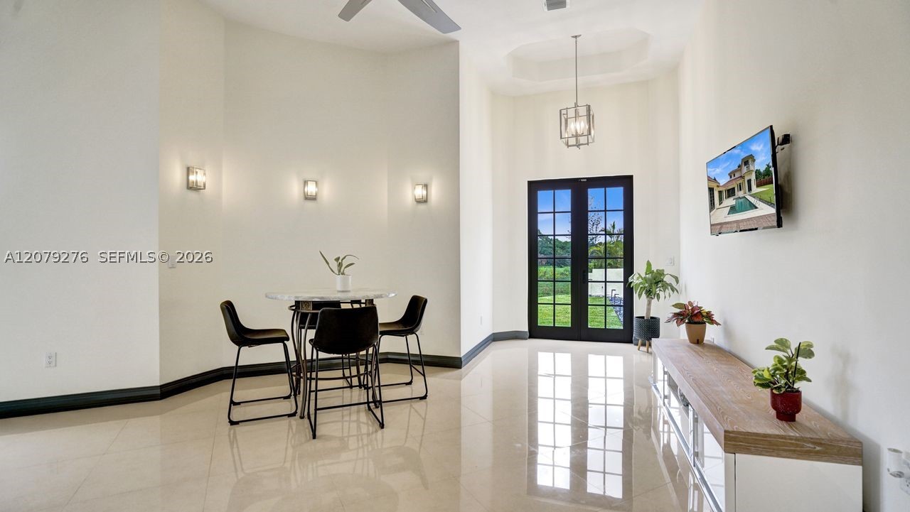 3311 SW 118th Ter Davie, FL 33330