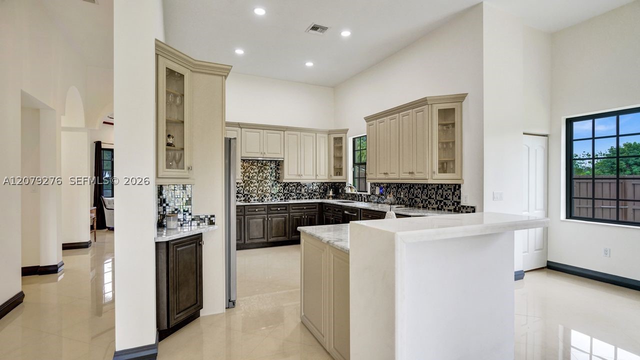 3311 SW 118th Ter Davie, FL 33330