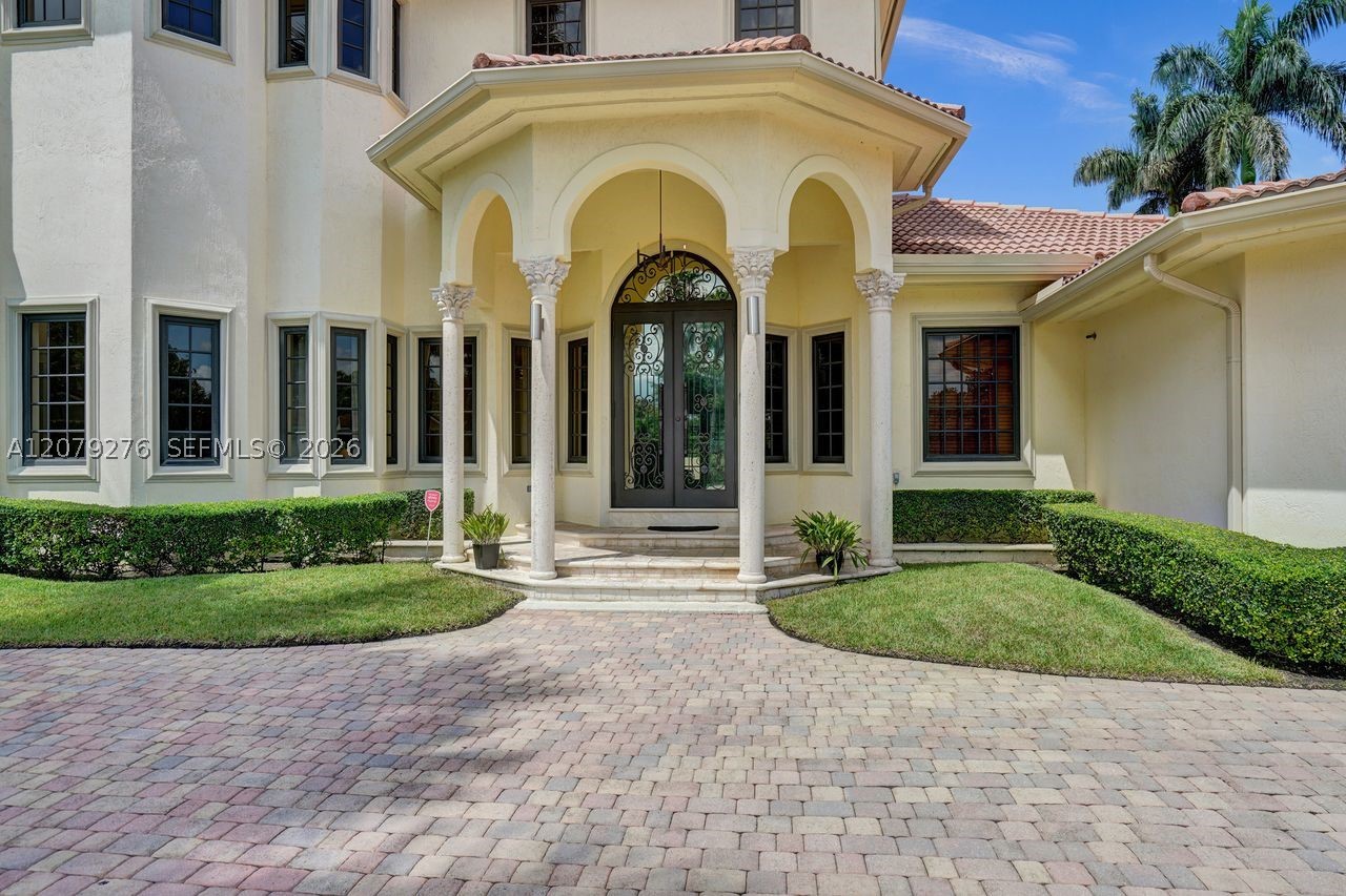 3311 SW 118th Ter Davie, FL 33330
