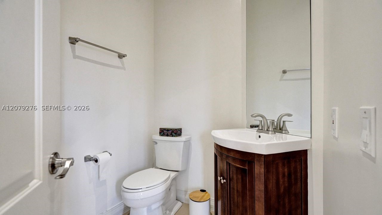 3311 SW 118th Ter Davie, FL 33330