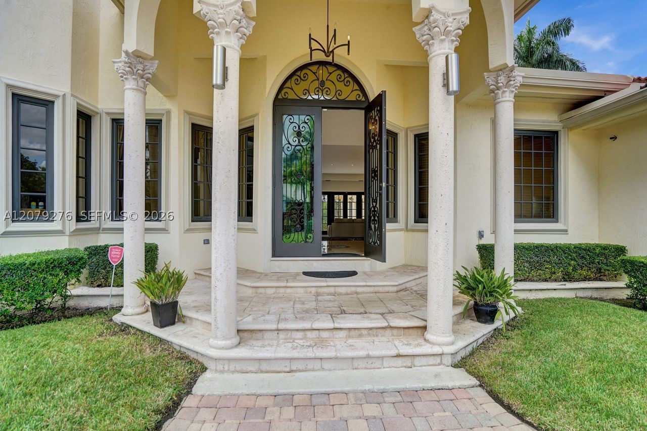 3311 SW 118th Ter Davie, FL 33330