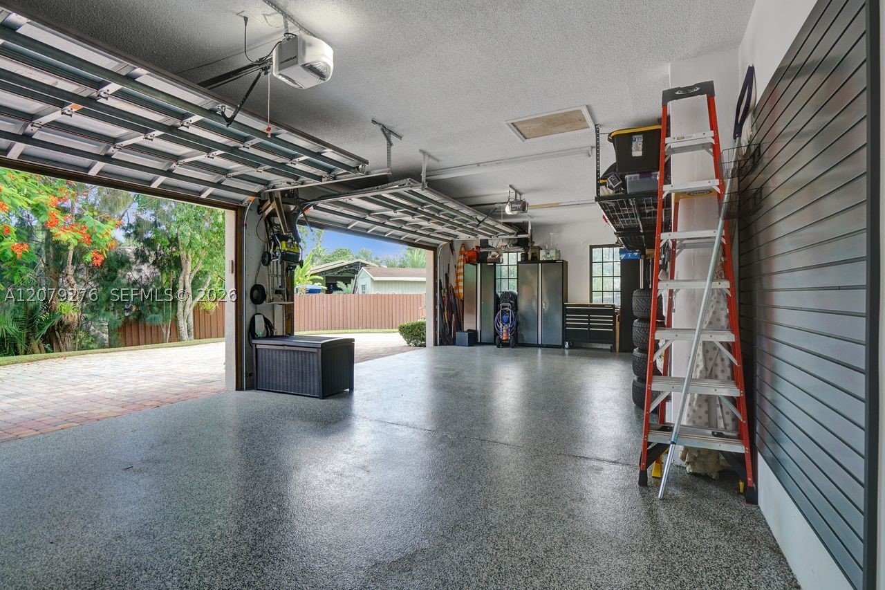 3311 SW 118th Ter Davie, FL 33330