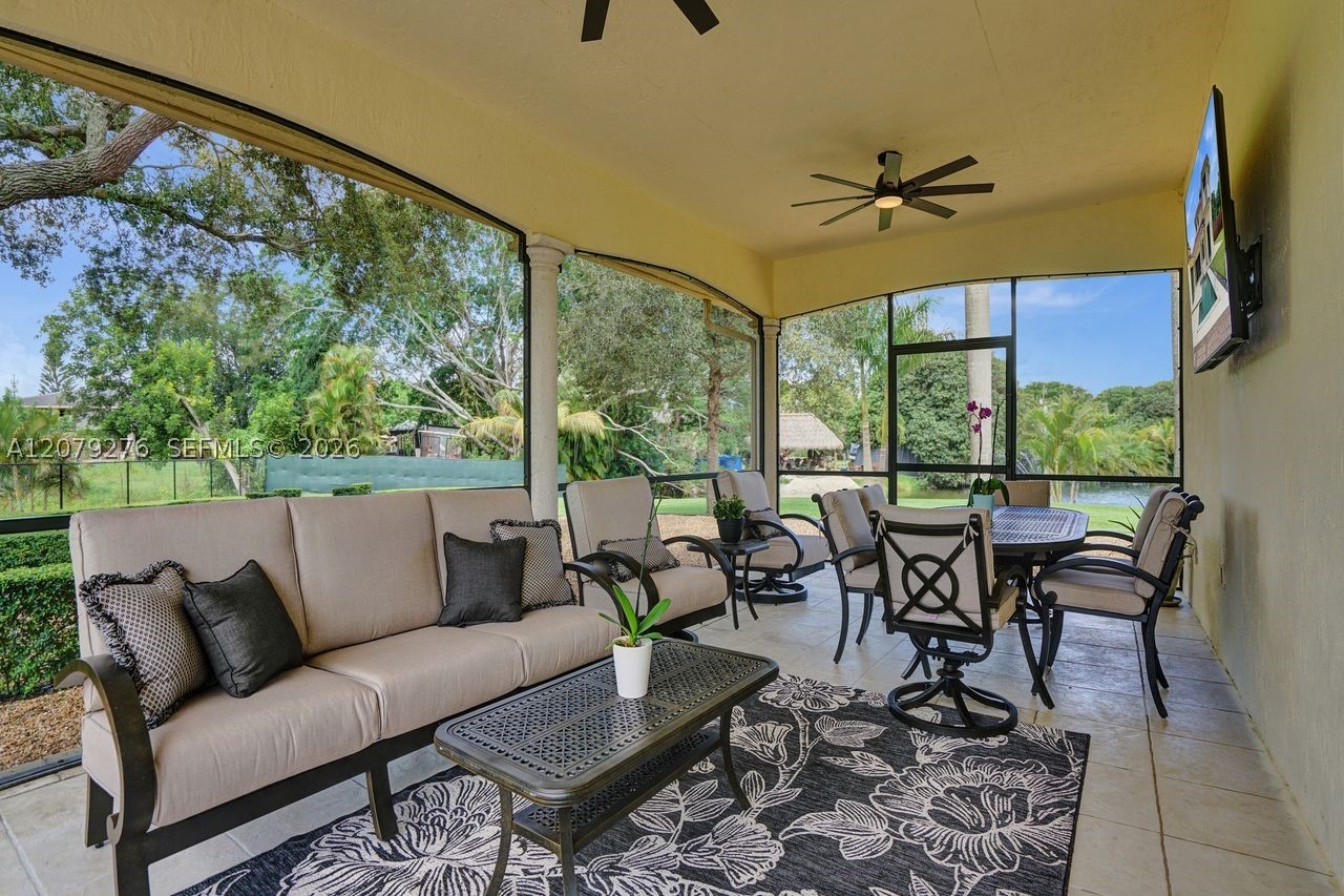 3311 SW 118th Ter Davie, FL 33330
