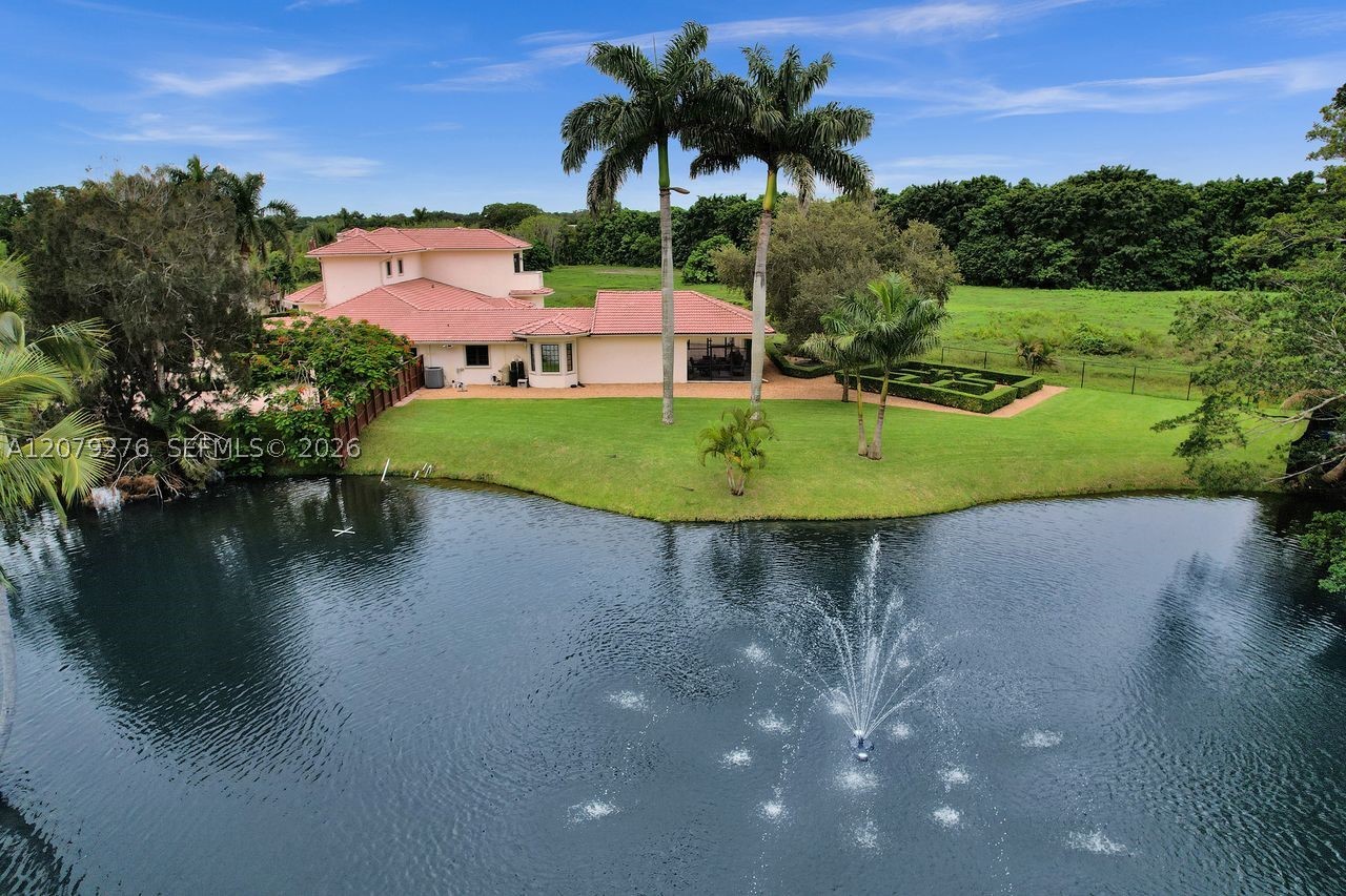 3311 SW 118th Ter Davie, FL 33330