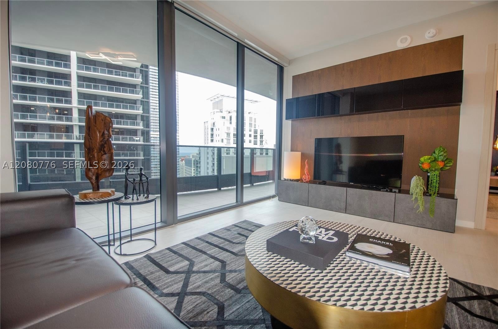 image Brickell Flatiron21