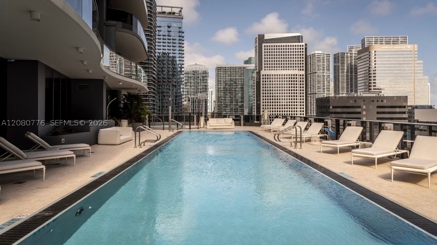 image Brickell Flatiron57