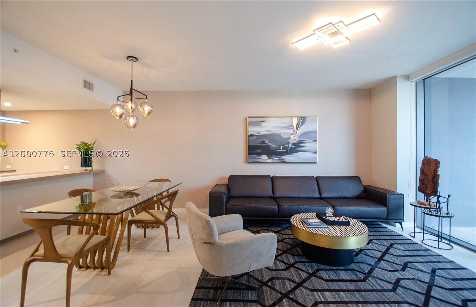 image Brickell Flatiron5