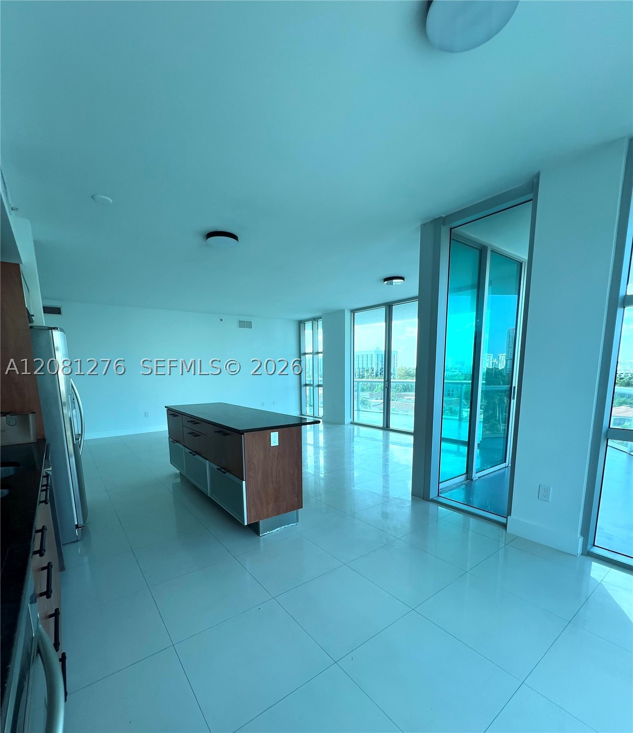3131 NE 188th St #1-801 Aventura, FL 33180