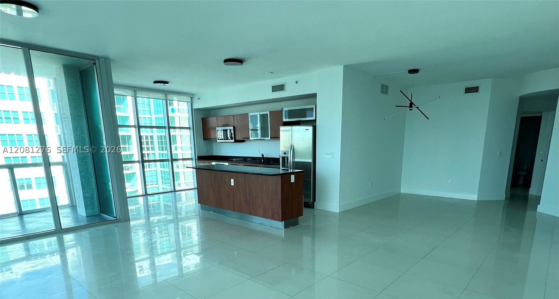 3131 NE 188th St #1-801 Aventura, FL 33180