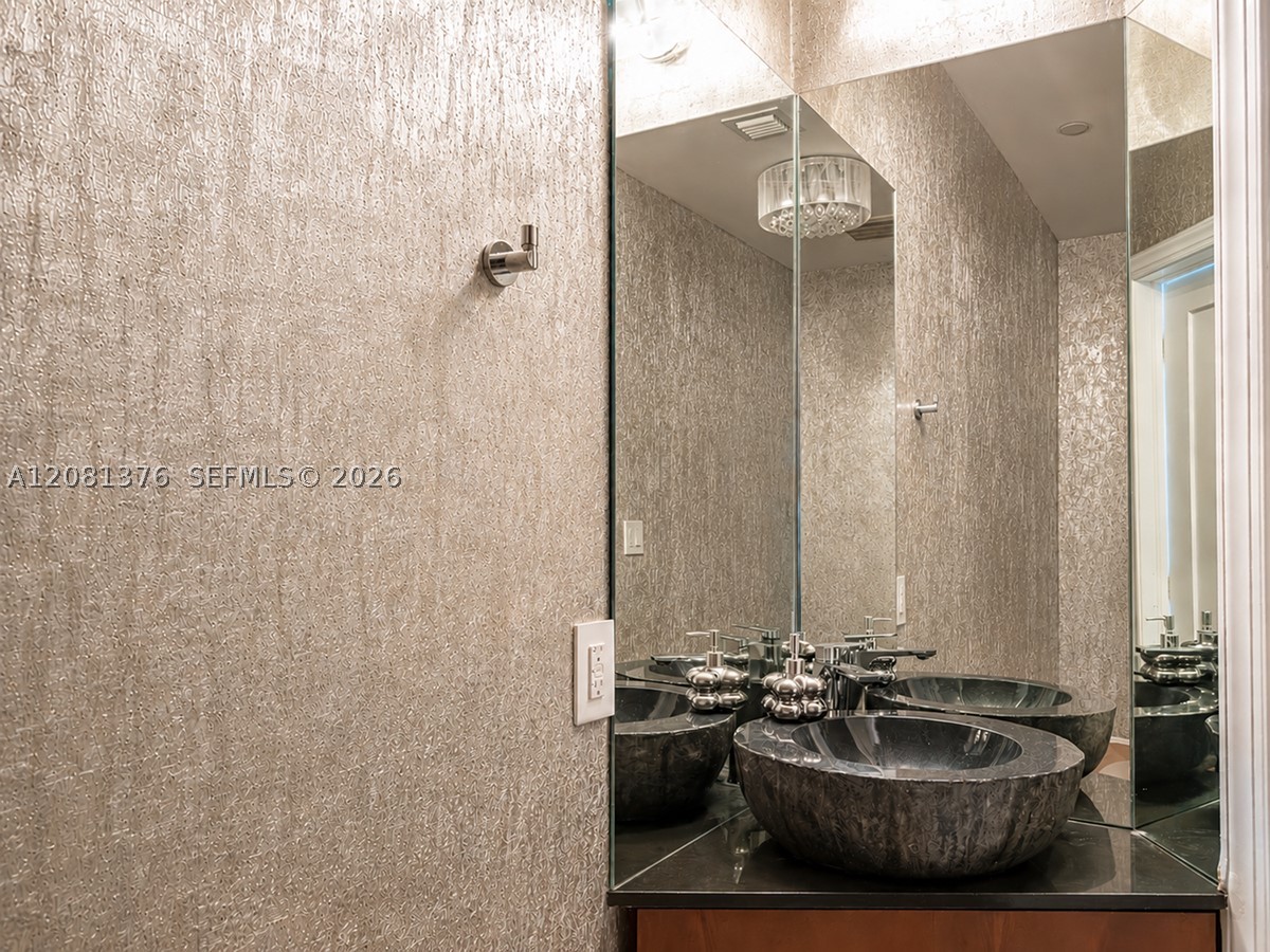 2020 N Bayshore Dr #3405-3406 Miami, FL 33137