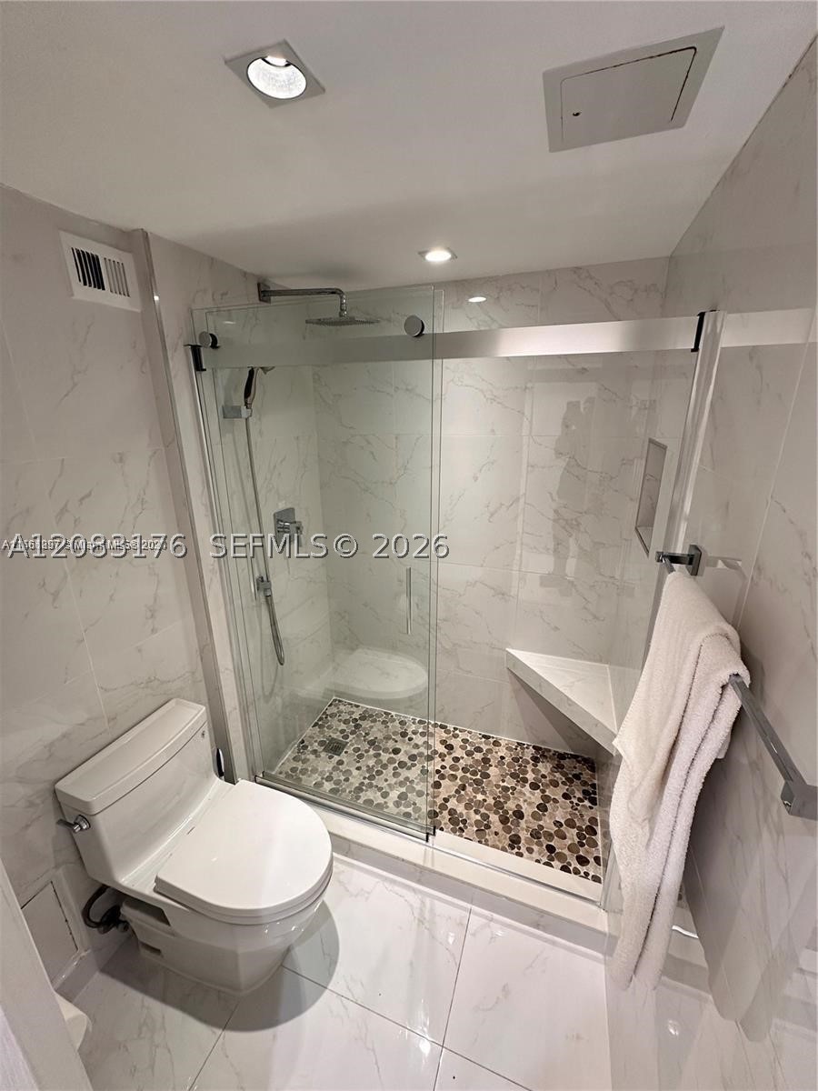2301 Collins Ave #611 Miami Beach, FL 33139