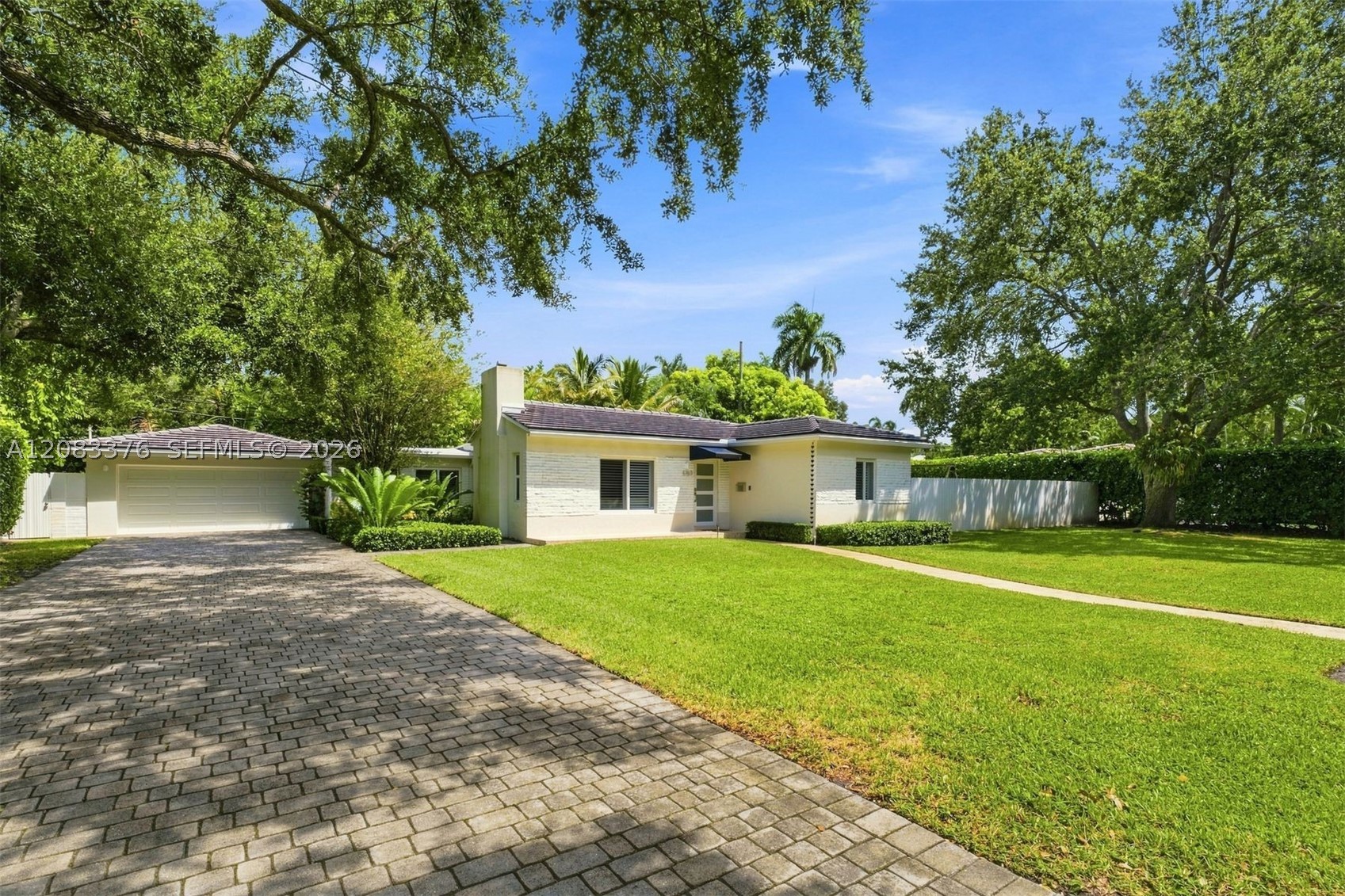 5763 SW 51st St Miami, FL 33155