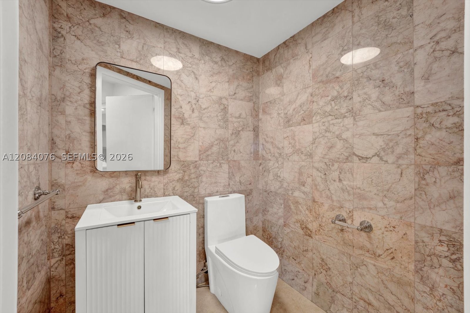 image Ocean Three10