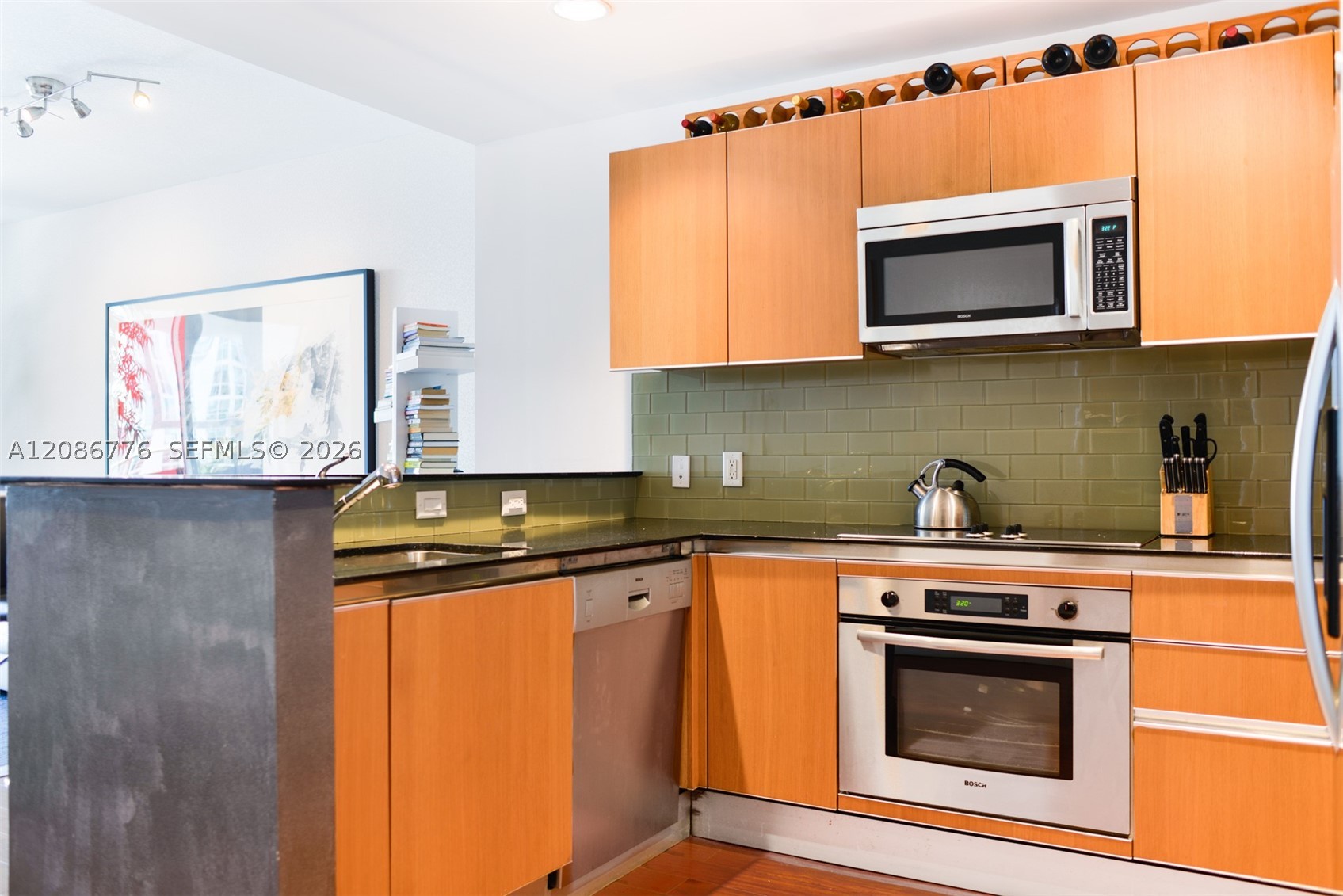 image 1060 Brickell - 10608