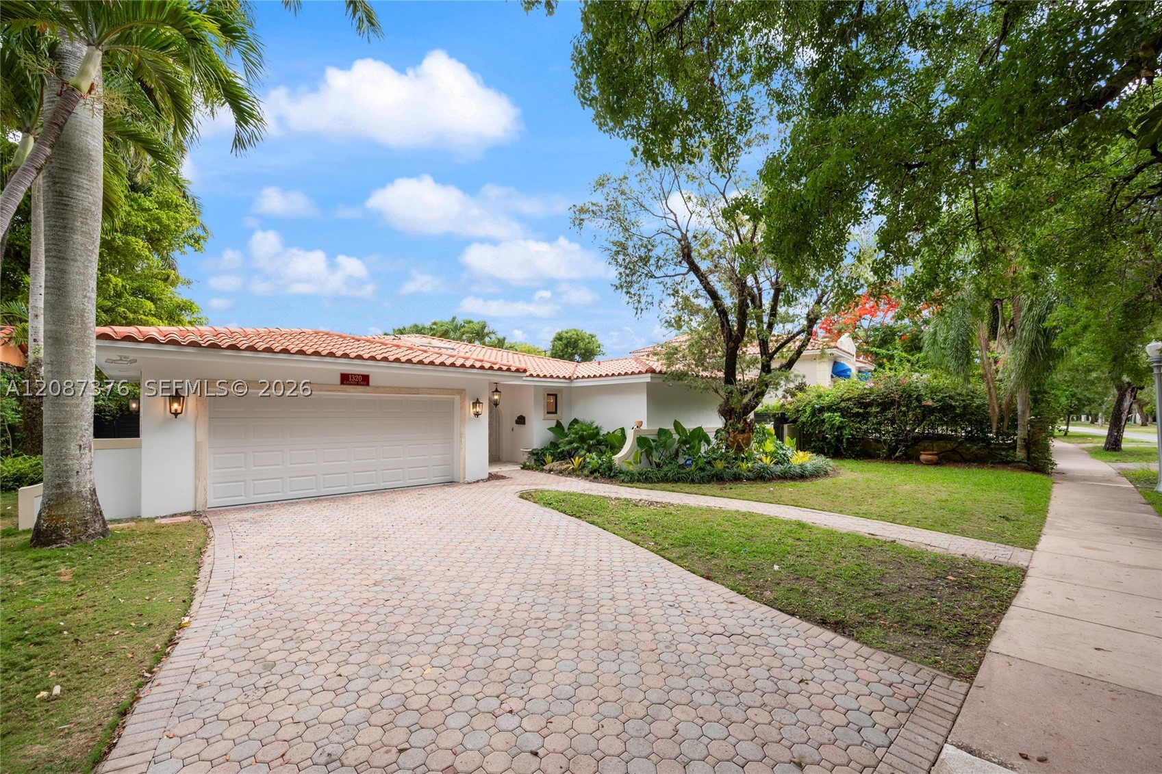 1320 Alhambra Cir Coral Gables, FL 33134