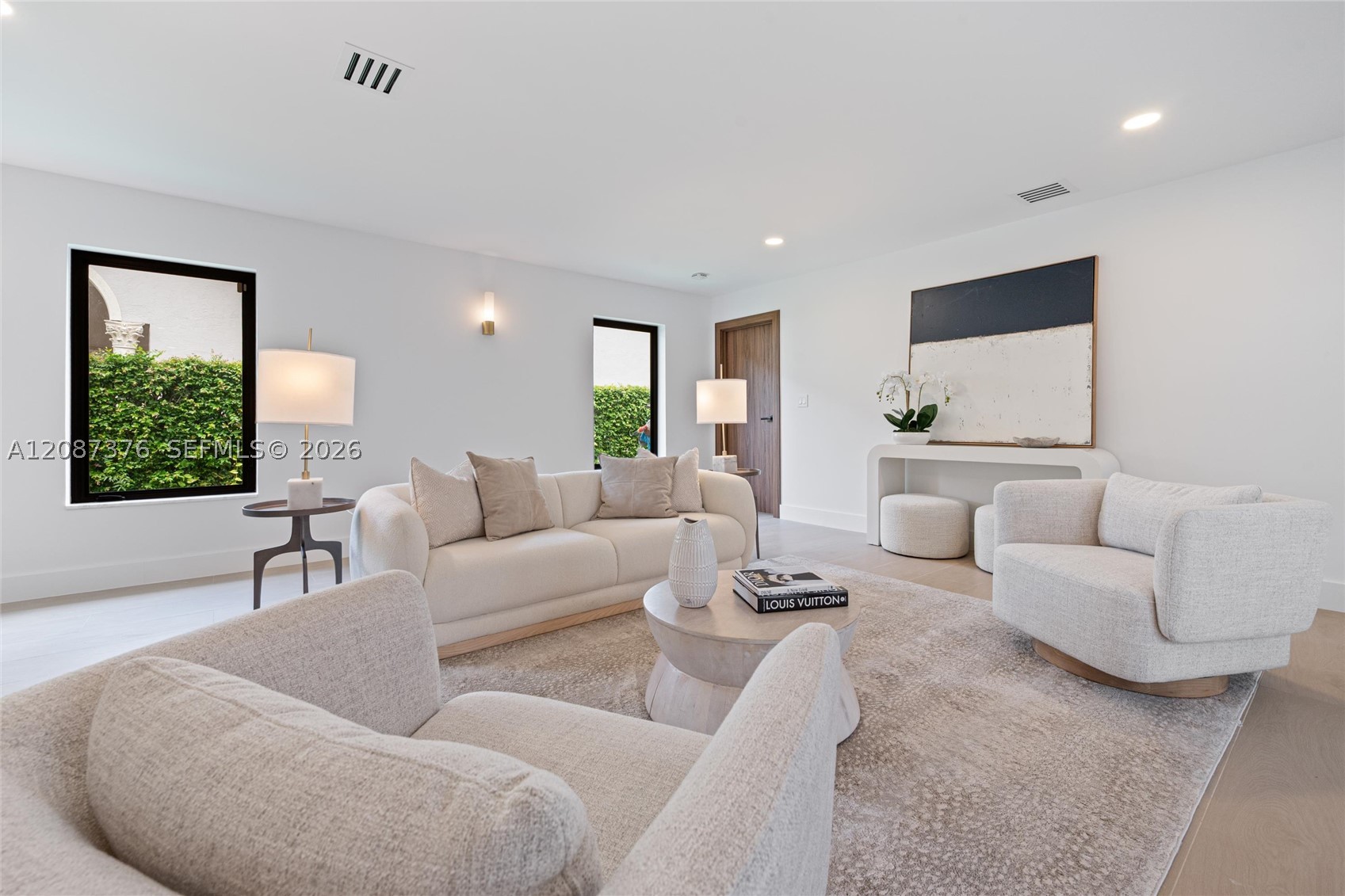 1320 Alhambra Cir Coral Gables, FL 33134