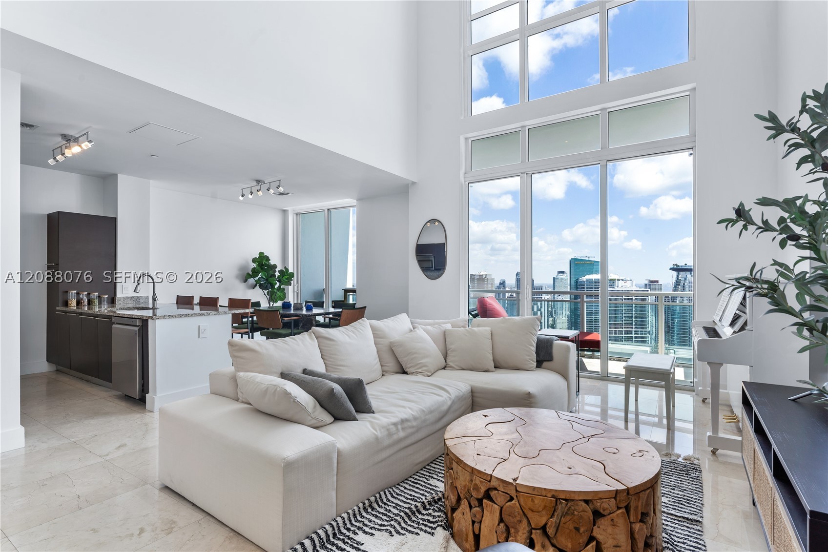 950 Brickell Bay Dr #5506