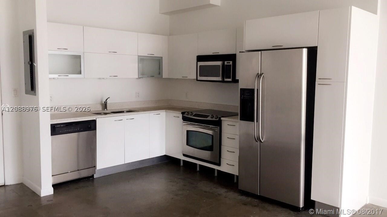 133 NE 2nd Ave #1404