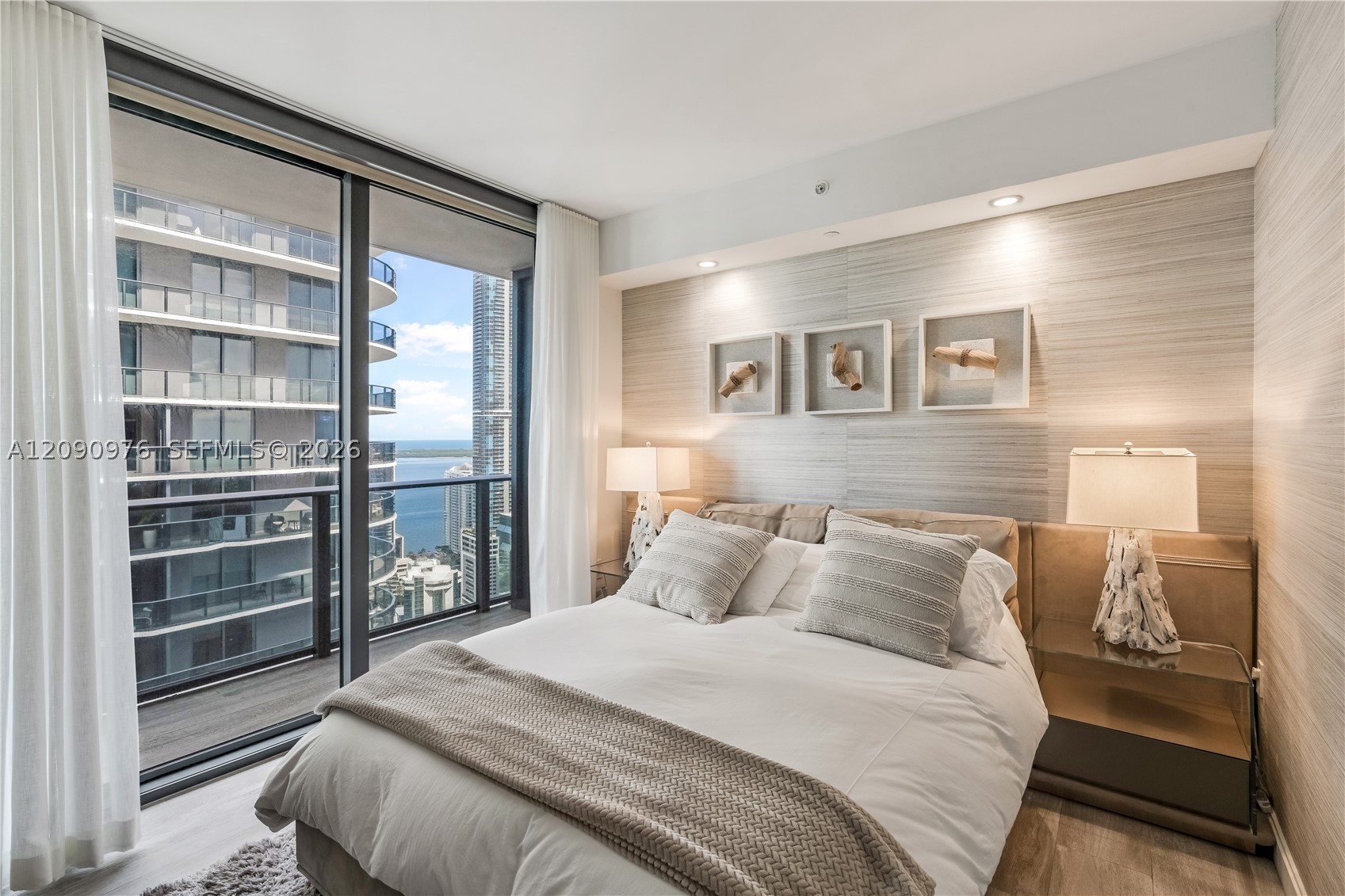 image Brickell Heights West13
