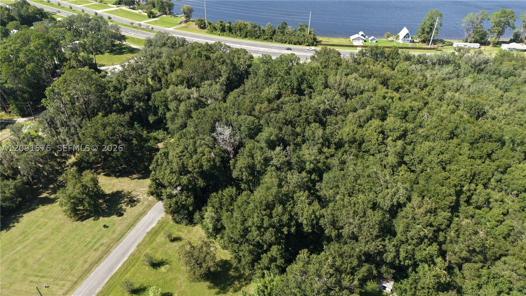 104 Twin Lk Grv Dr Other, FL 32148