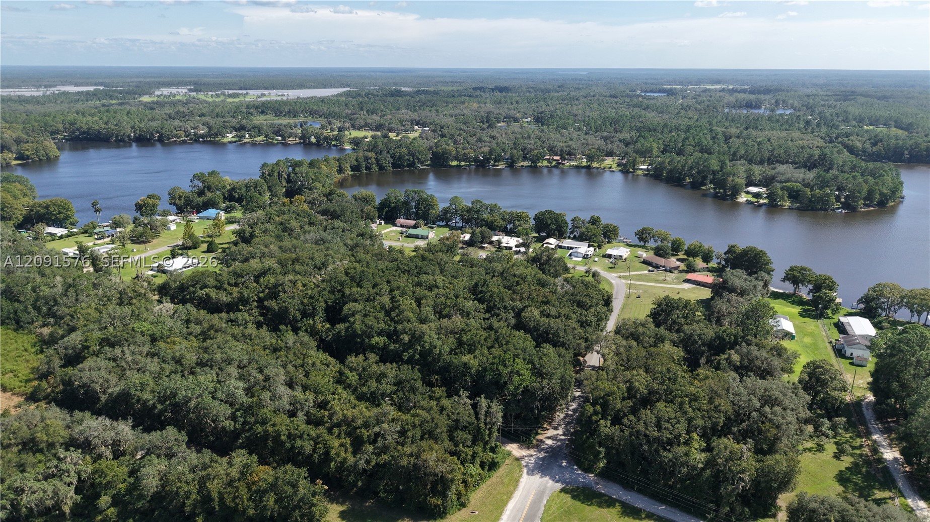104 Twin Lk Grv Dr Other, FL 32148
