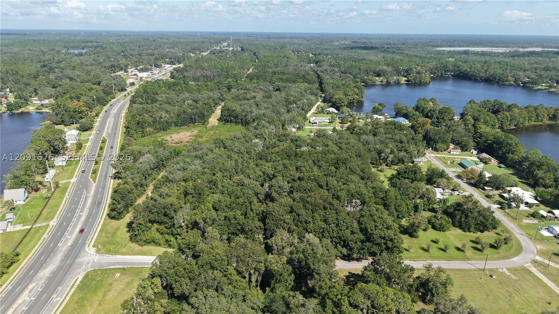 104 Twin Lk Grv Dr Other, FL 32148