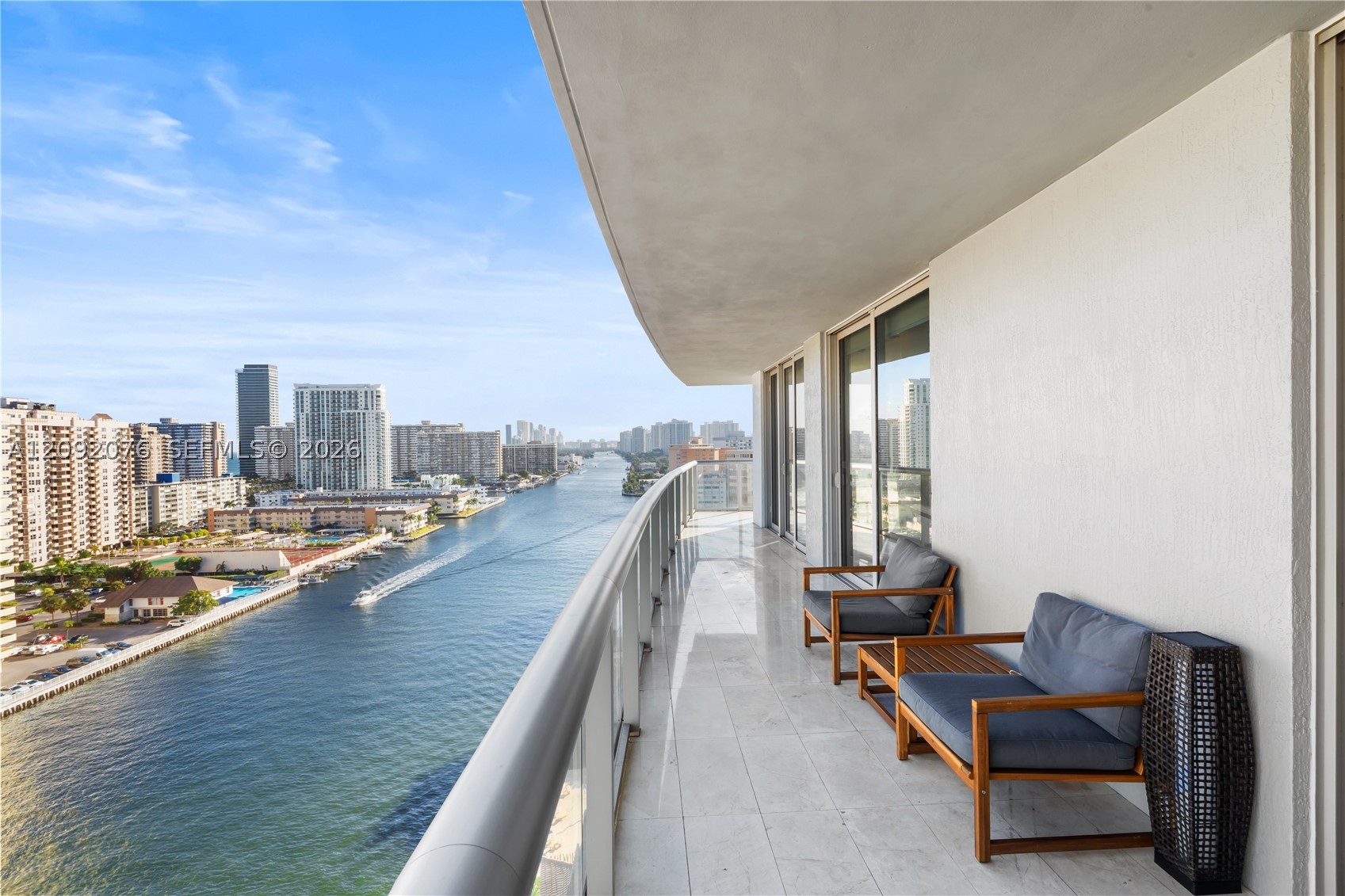 image Beachwalk Condominium26