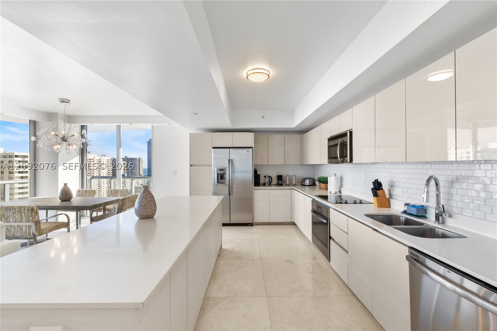 image Beachwalk Condominium7