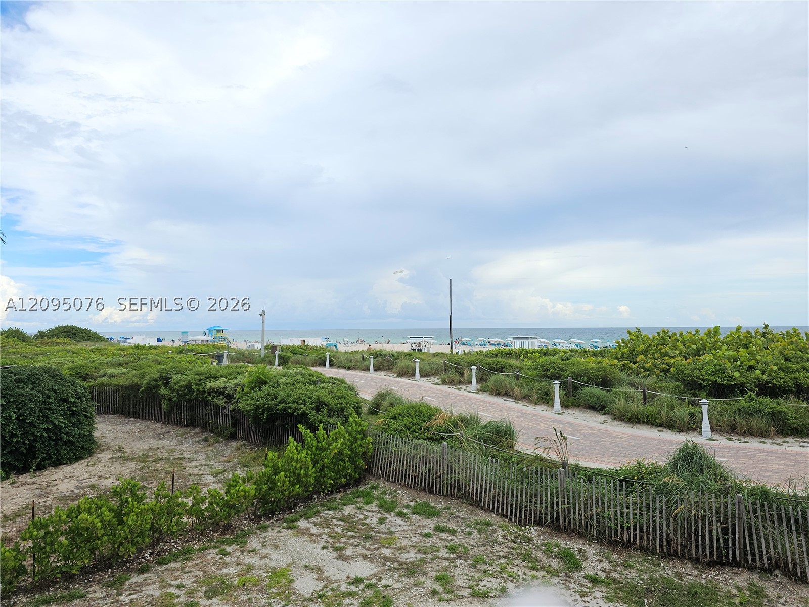 401 Ocean Dr #522