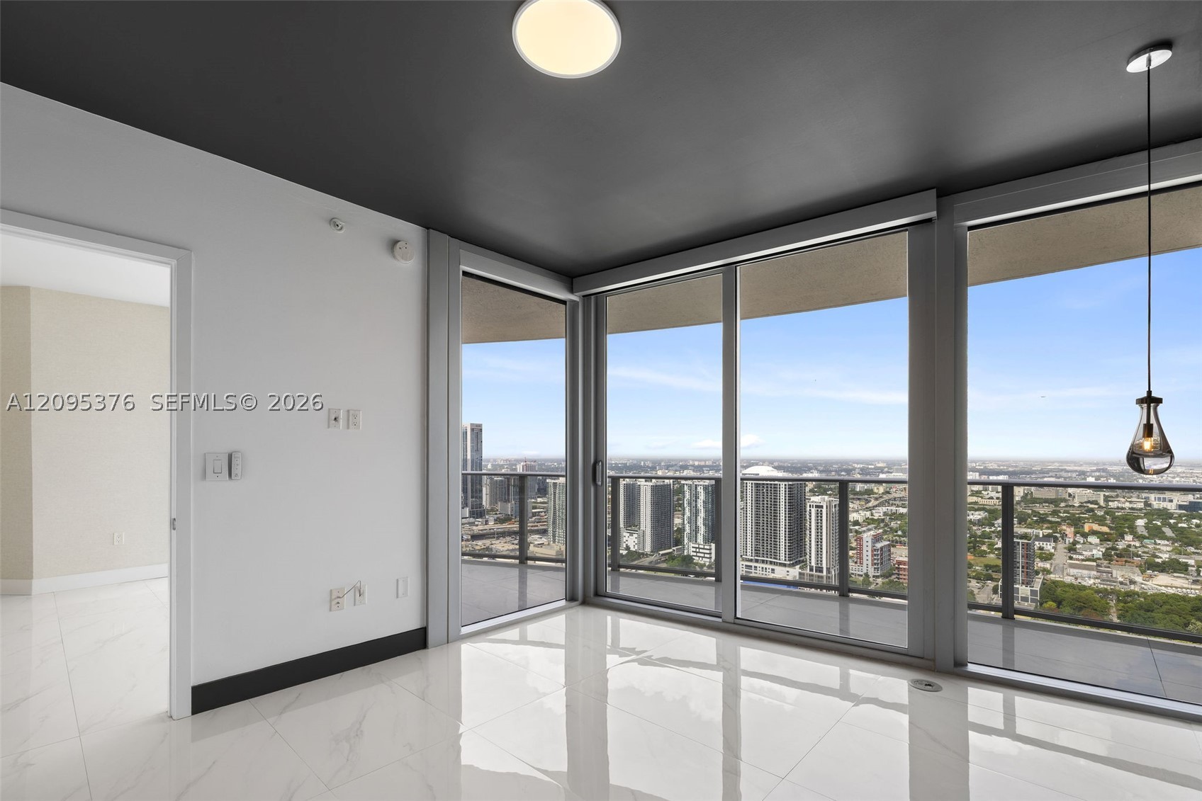 image Aria on the Bay15