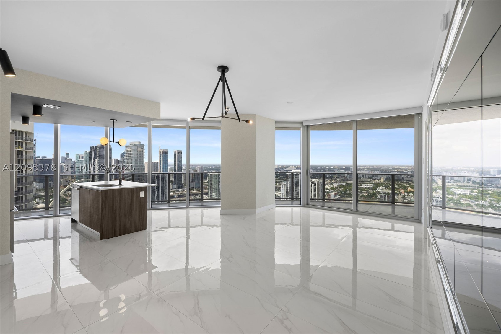 image Aria on the Bay1