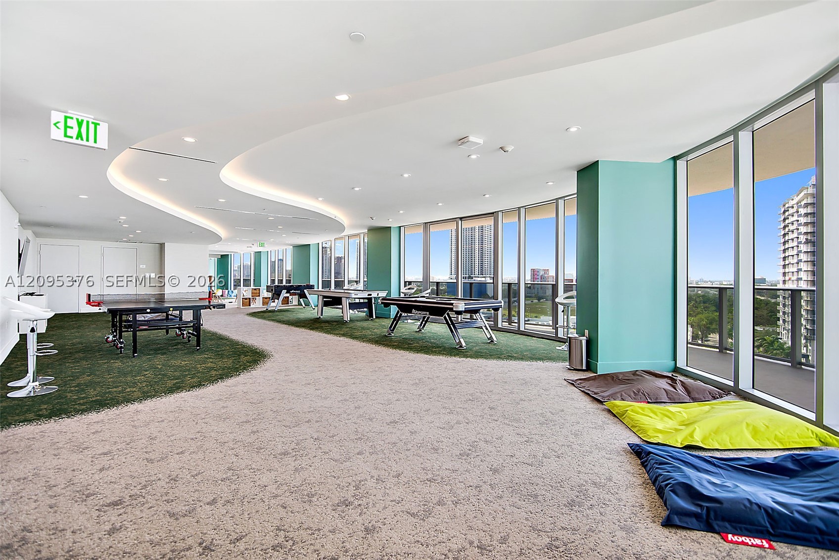 image Aria on the Bay44