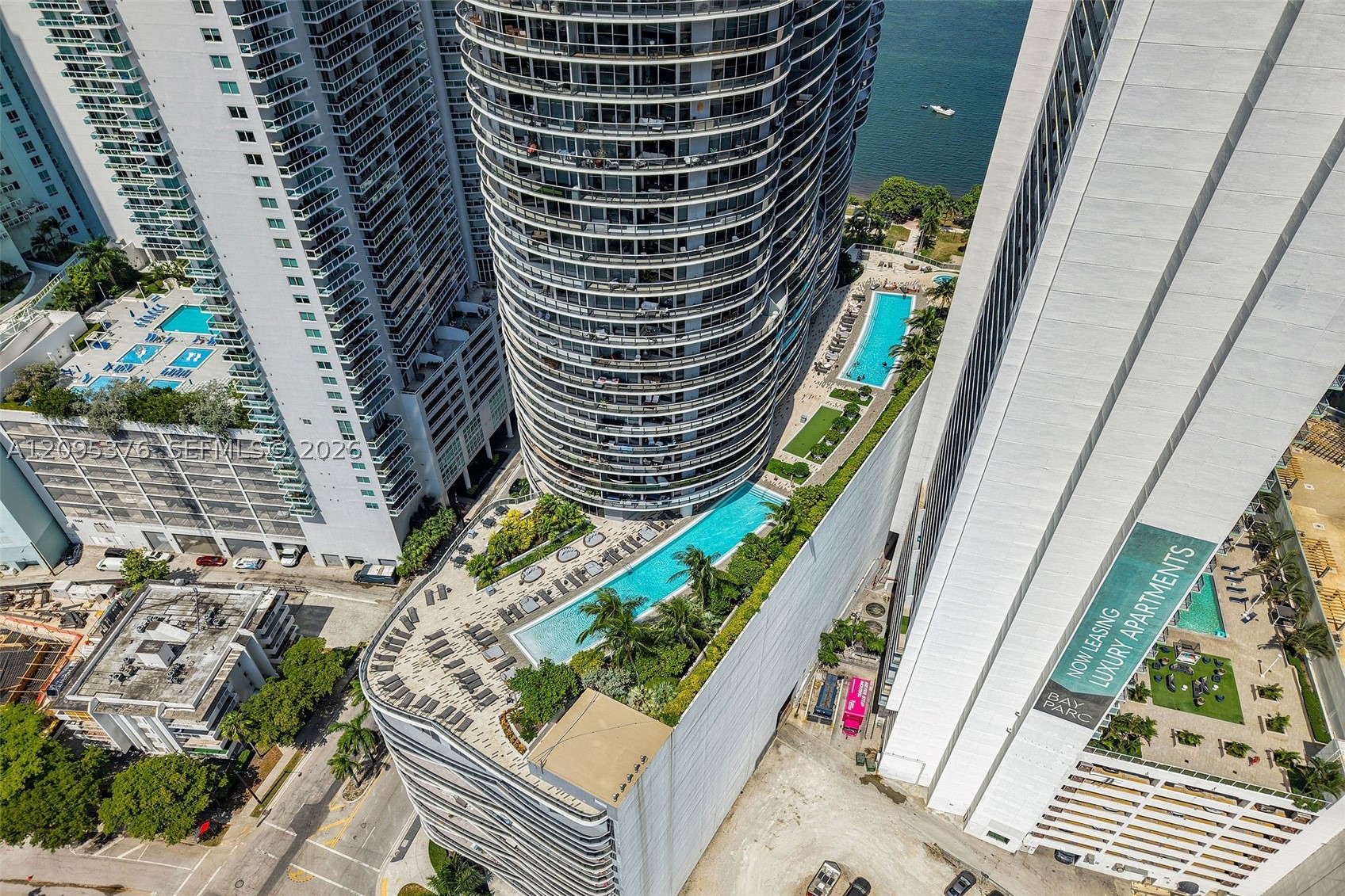 image Aria on the Bay53