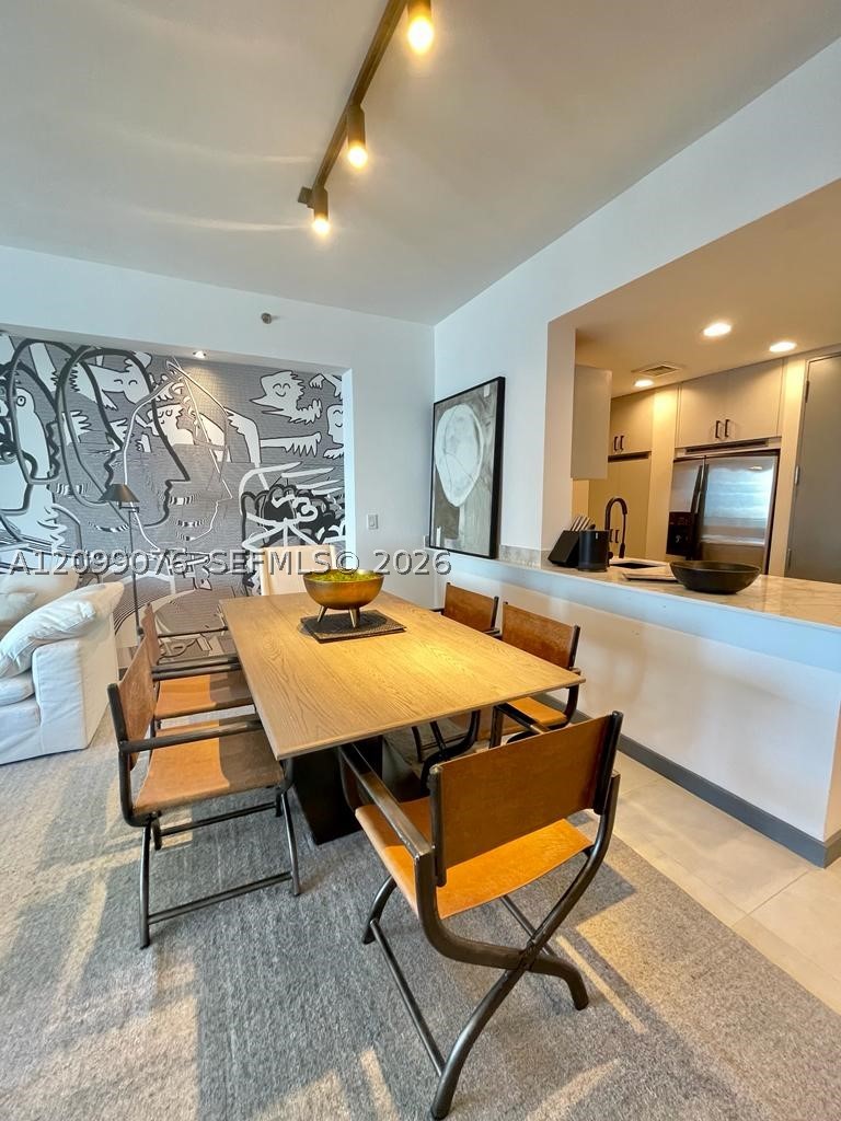 image Brickell Arch9