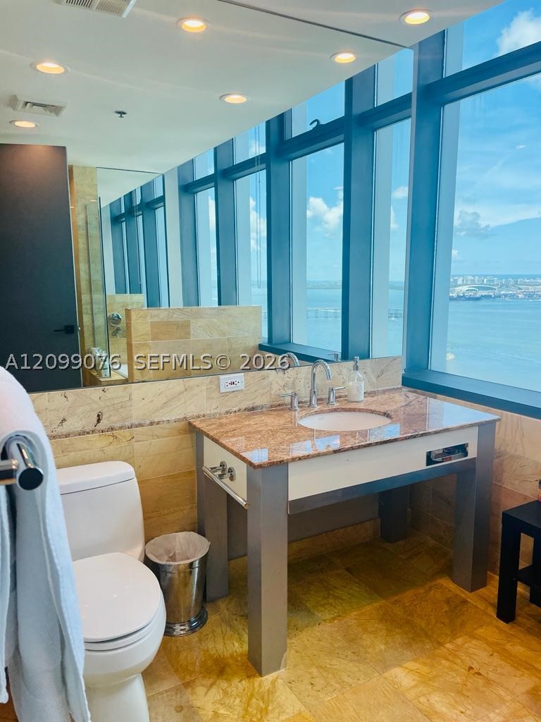 image Brickell Arch15
