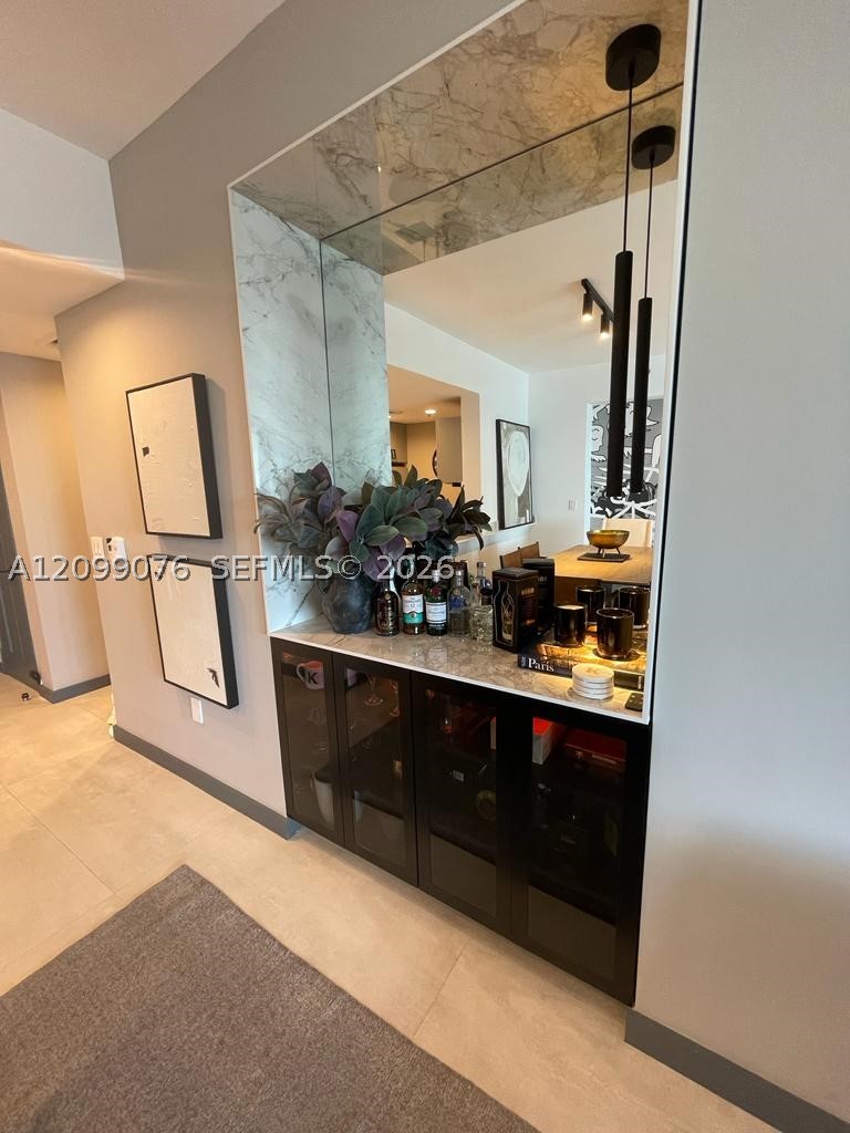 image Brickell Arch8