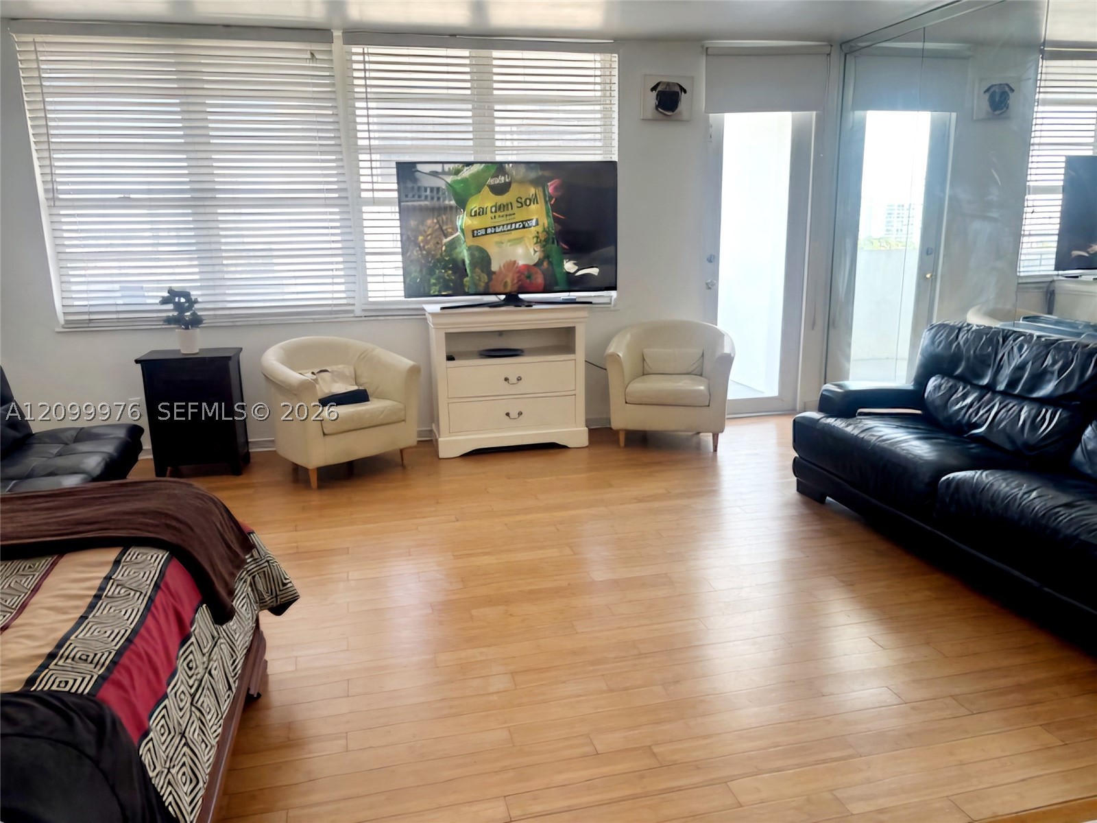 100 Lincoln Rd #812