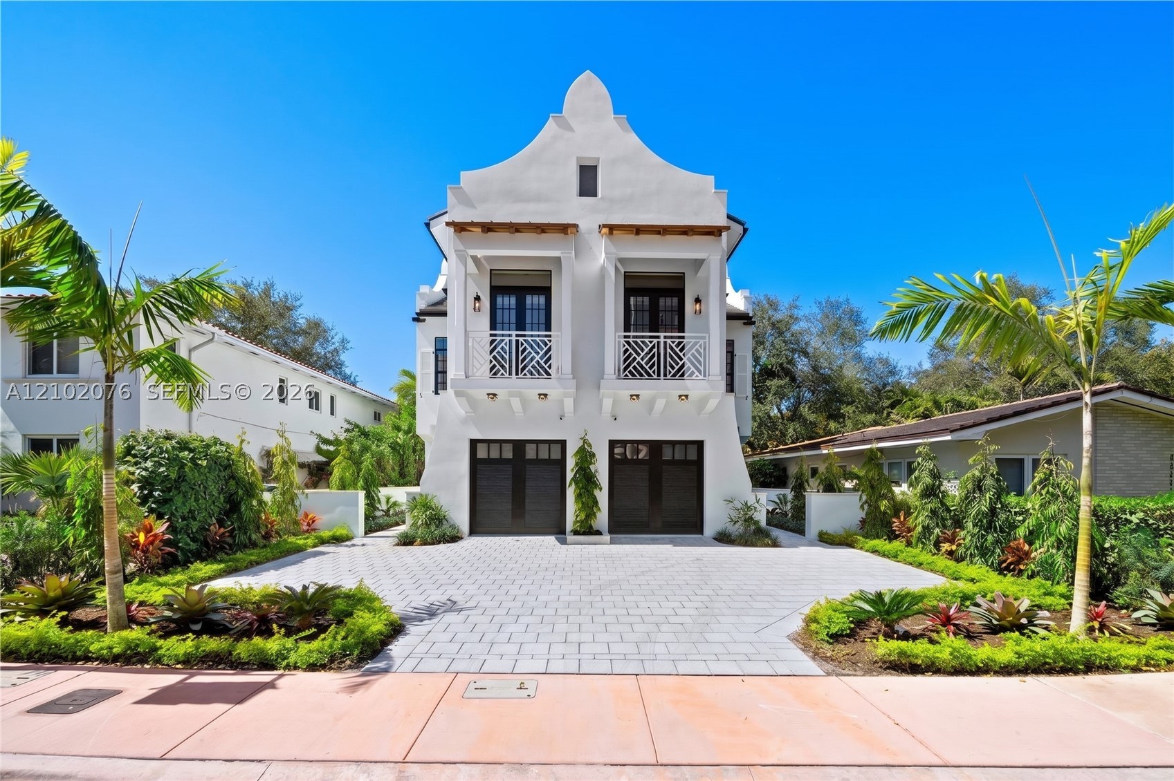2710 Le Jeune Rd