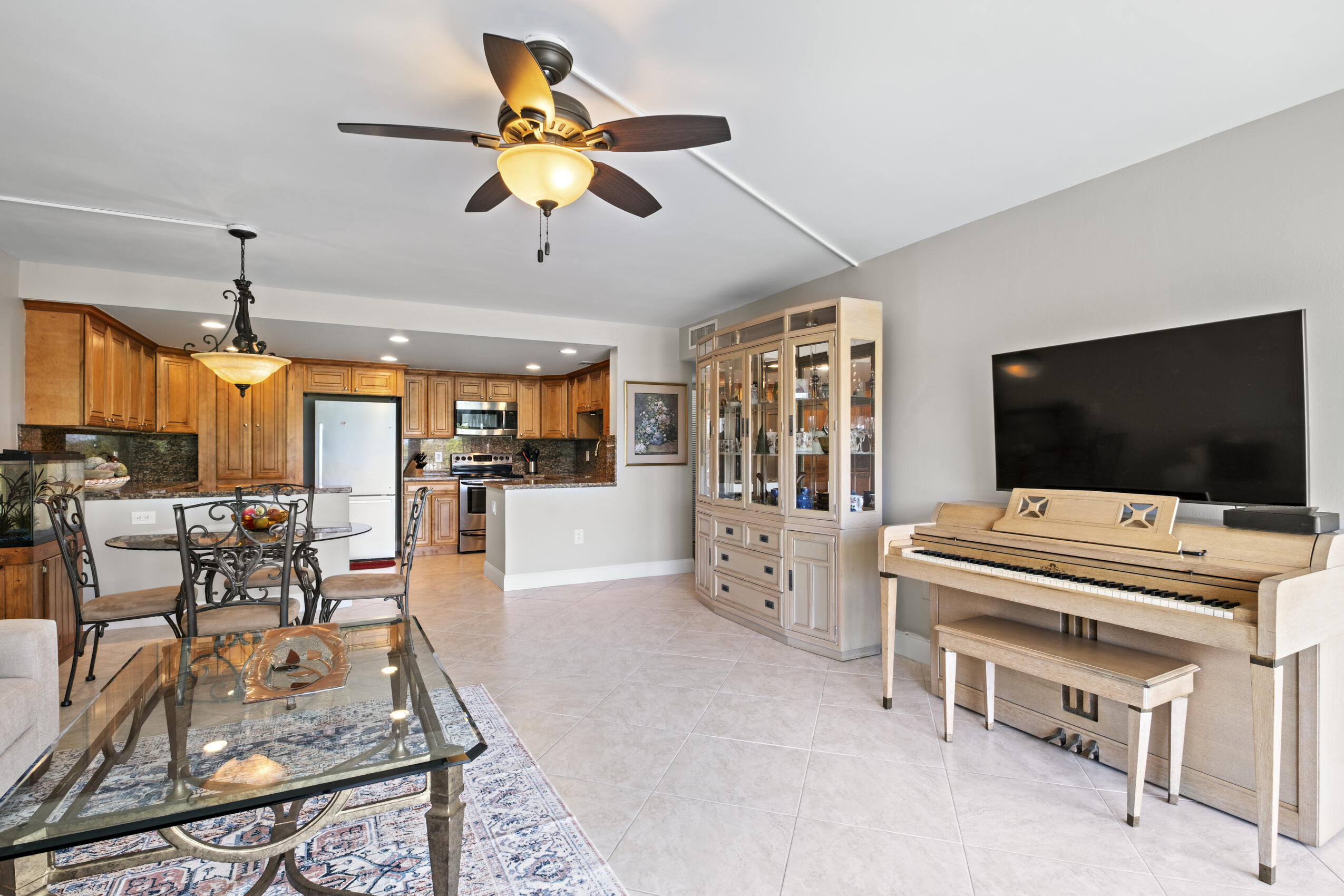 1101 River Reach #308 Fort Lauderdale, FL 33315