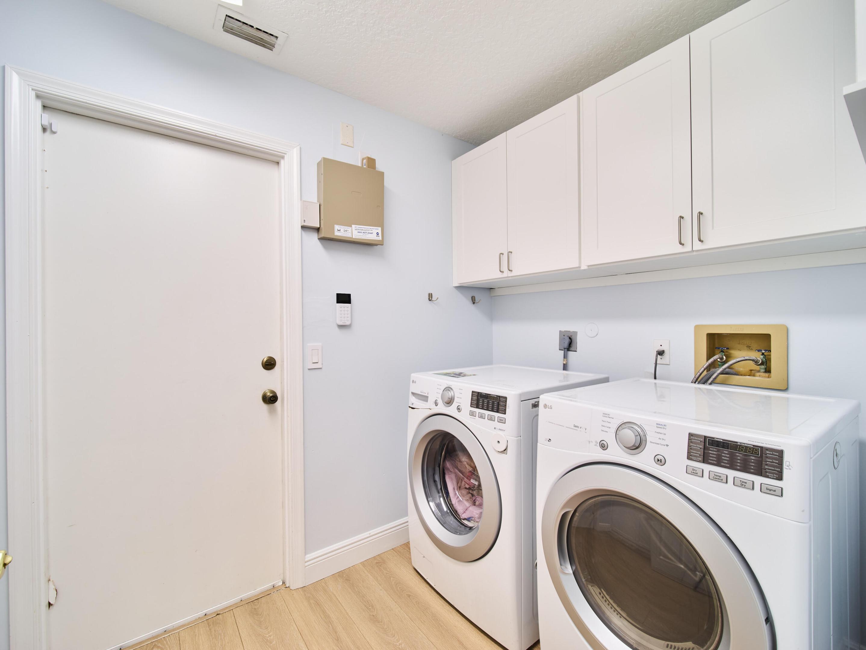 140 Victorian Jupiter, FL 33458