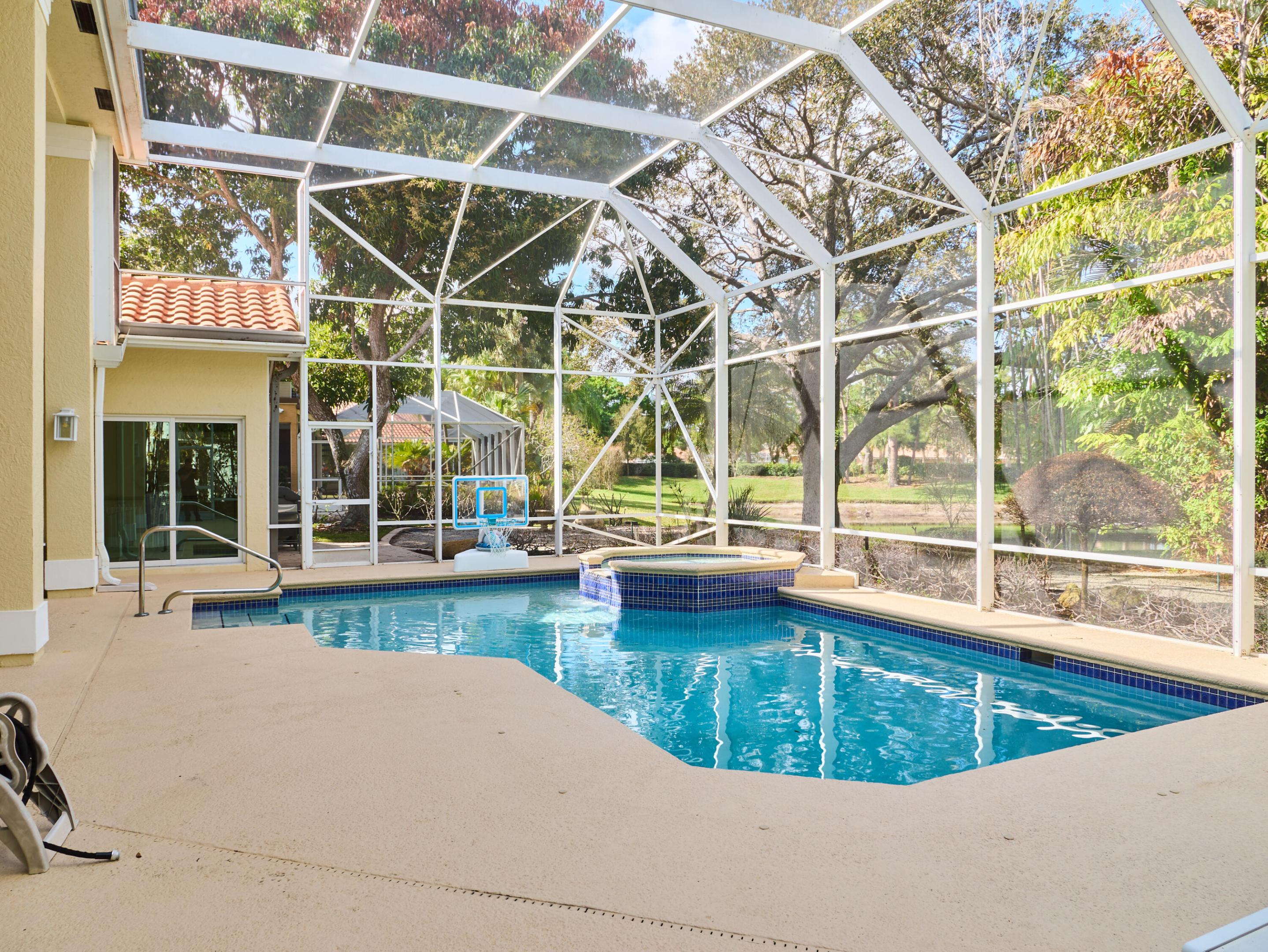 140 Victorian Jupiter, FL 33458