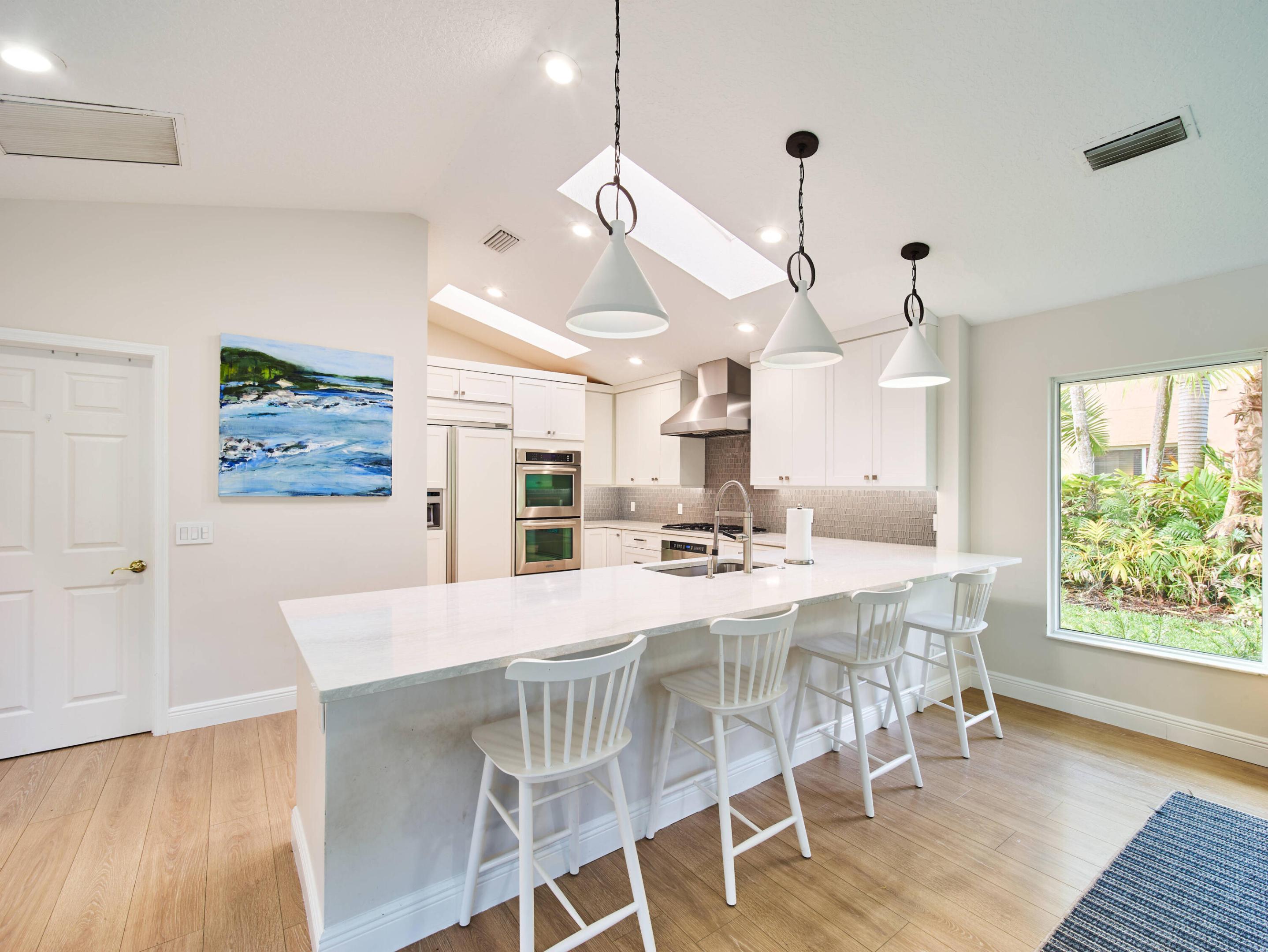 140 Victorian Jupiter, FL 33458